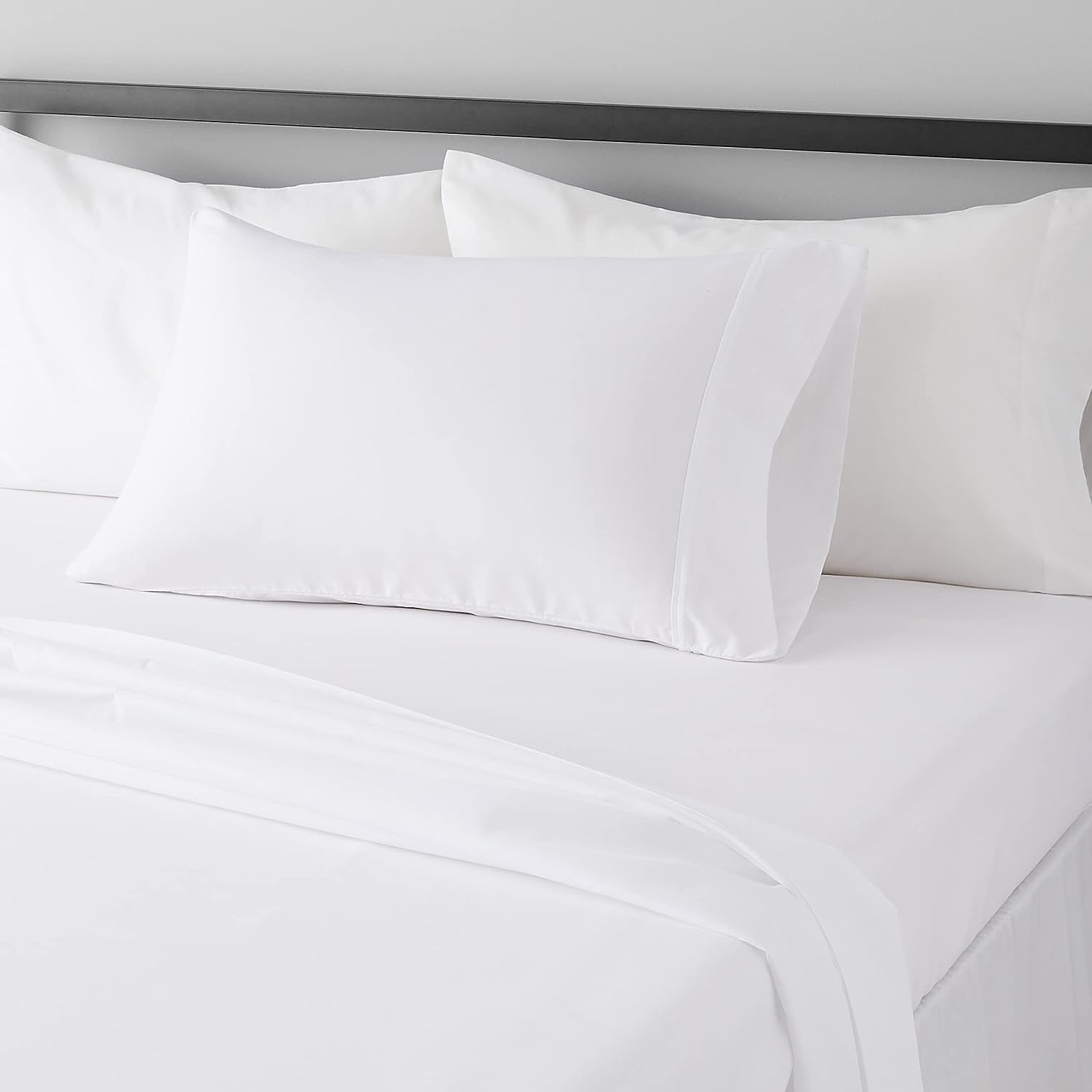 Basics Lightweight Super Soft Easy Care Microfiber 3-Piece Bed Sheet Set with 14-Inch Deep Pockets, Twin, Bright White, Solid