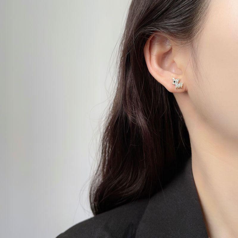 asymmetry black flower cz deer animal 925 sterling silver stud earrings