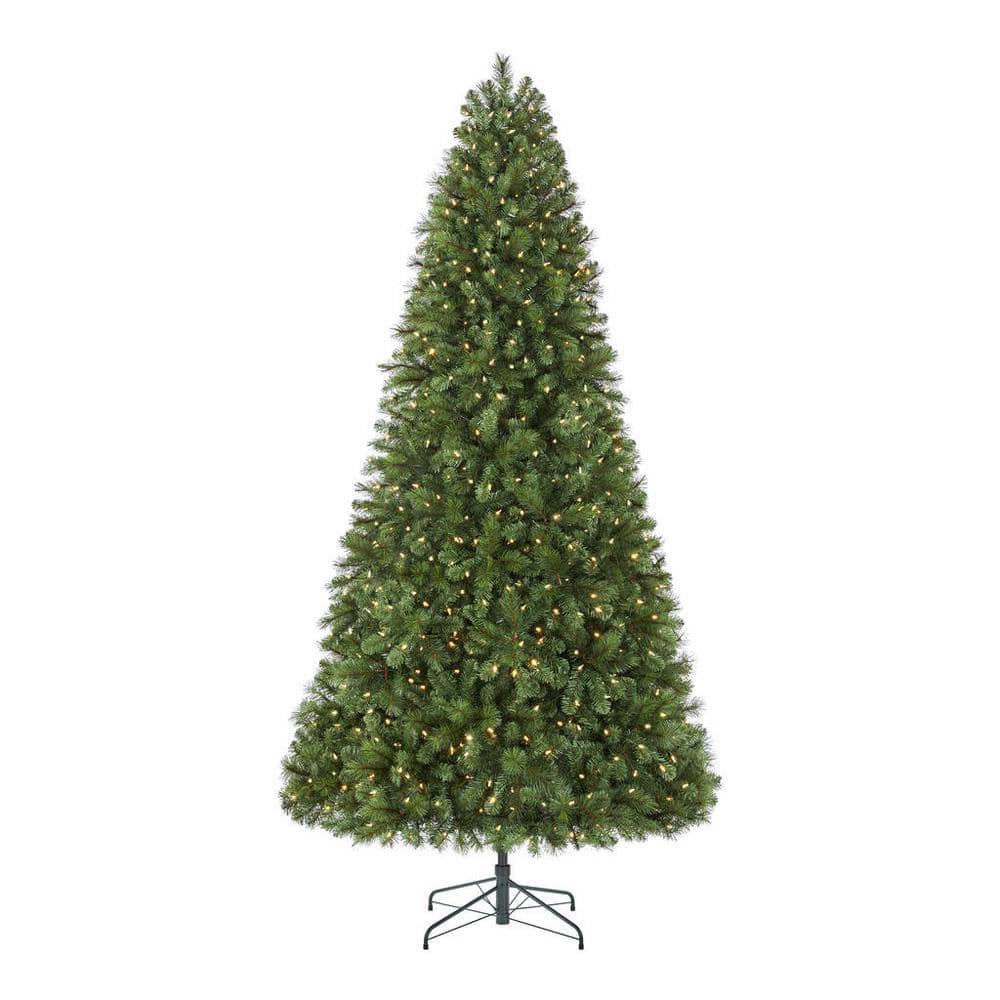 9 ft Wesley Pine Christmas Tree