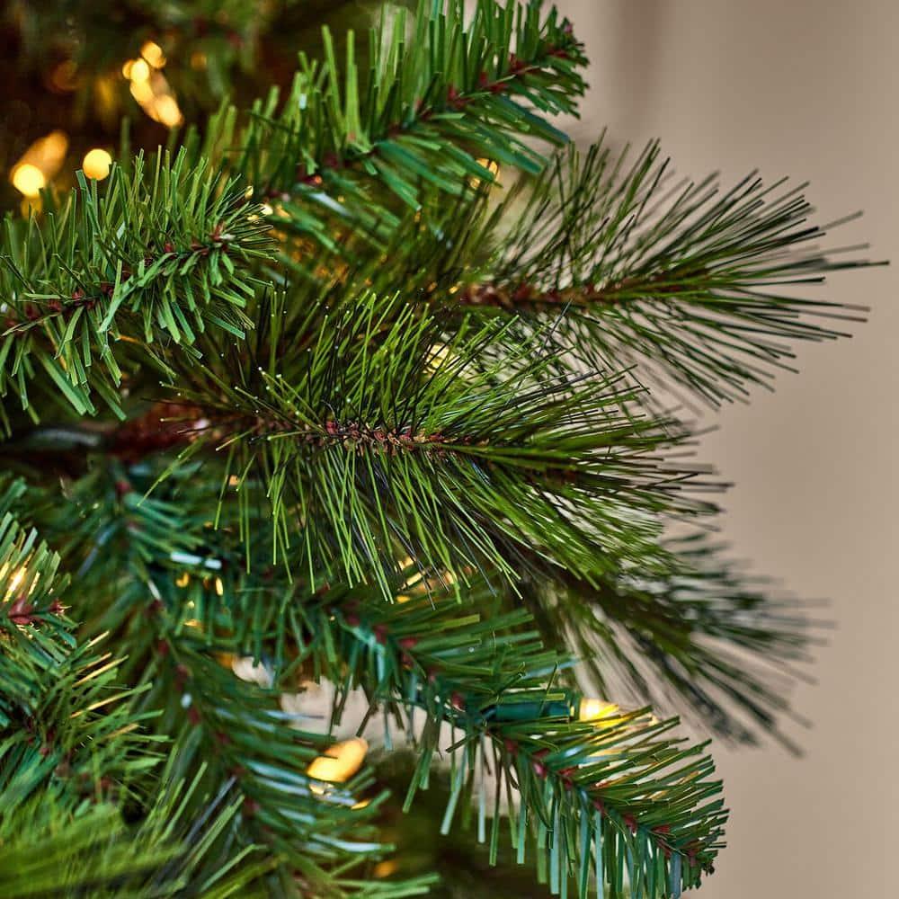 9 ft Wesley Pine Christmas Tree