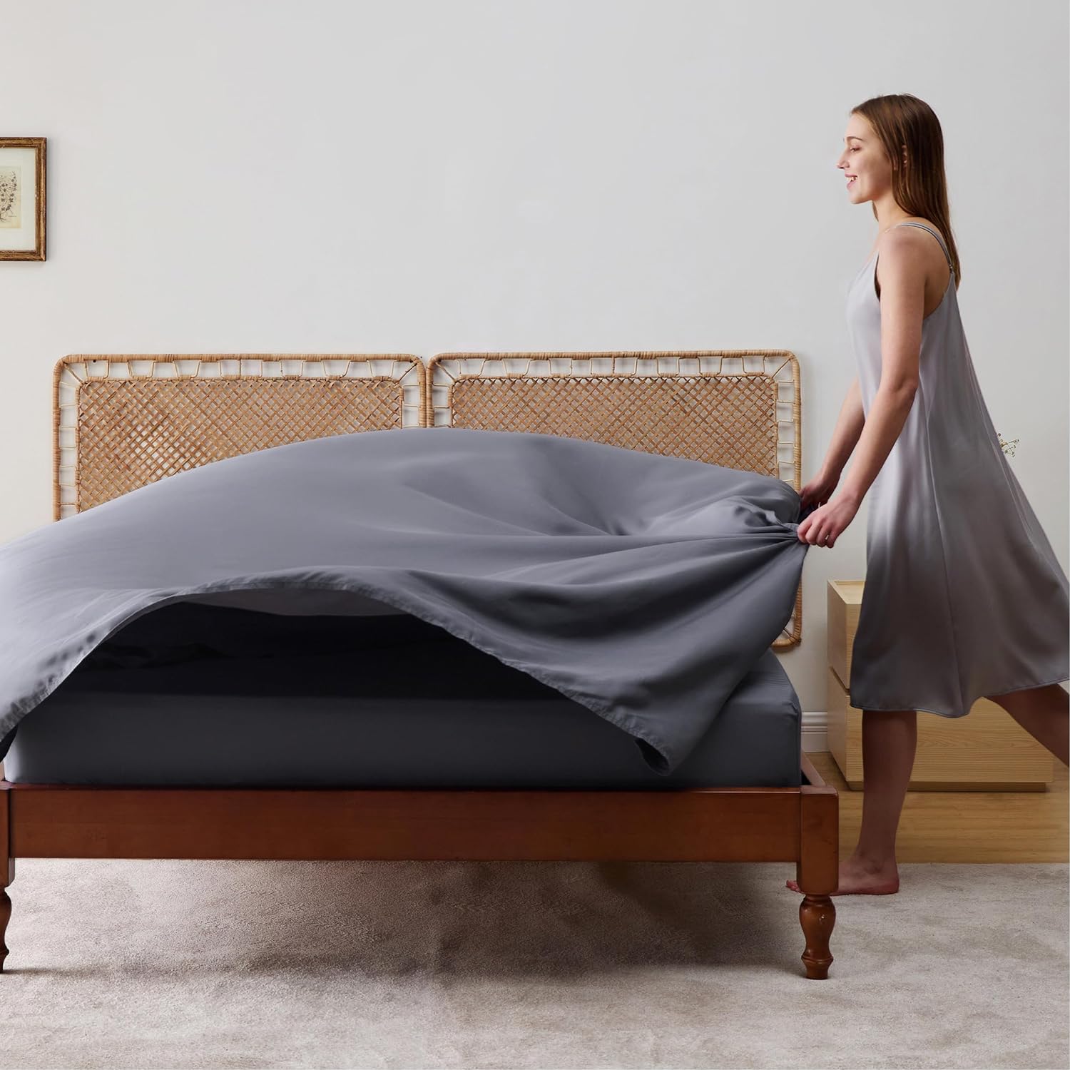 Bedsure Queen Sheets, Rayon Derived from Bamboo, Queen Cooling Sheet Set, Deep Pocket Up to 16", Breathable &amp; Soft Bed Sheets, Hotel Luxury Silky Bedding Sheets &amp; Pillowcases, Dark Grey