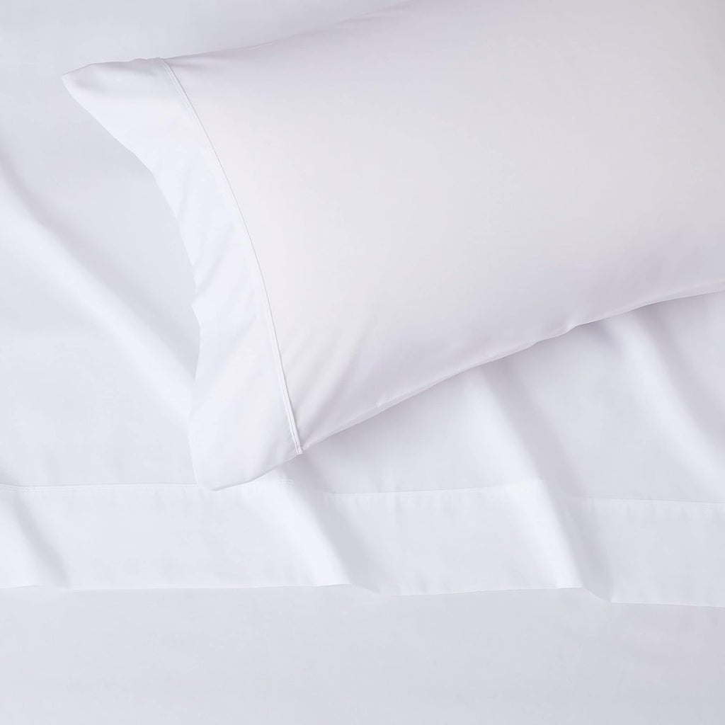 Basics Lightweight Super Soft Easy Care Microfiber 3-Piece Bed Sheet Set with 14-Inch Deep Pockets, Twin, Bright White, Solid