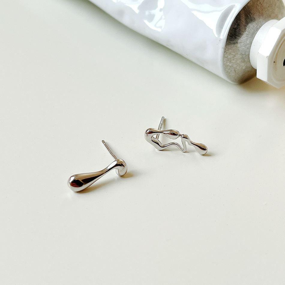 asymmetry music note 925 sterling silver stud earrings