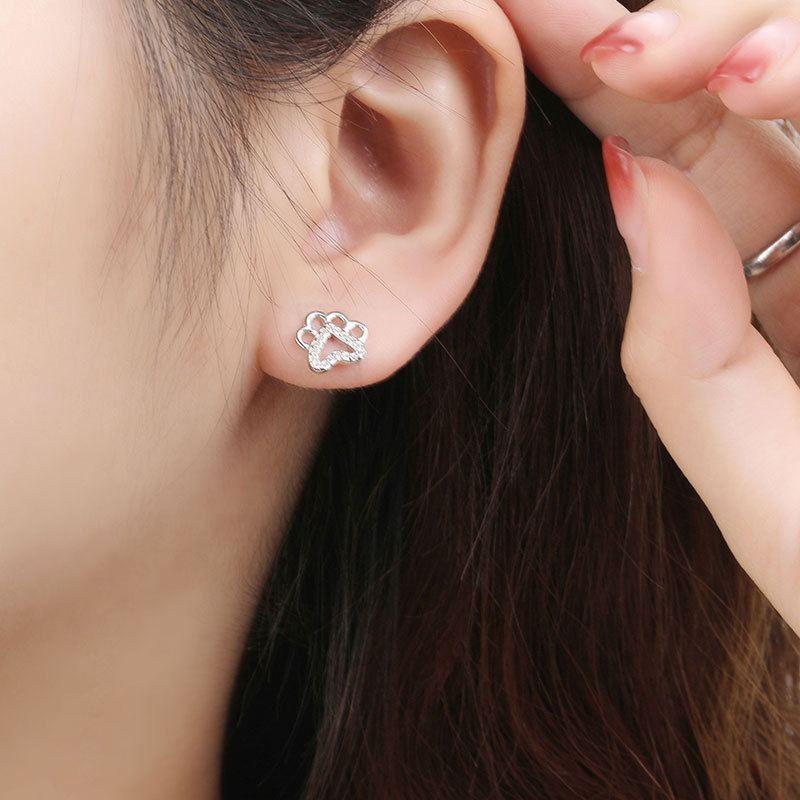 asymmetry cute cz cat paw 925 sterling silver stud earrings