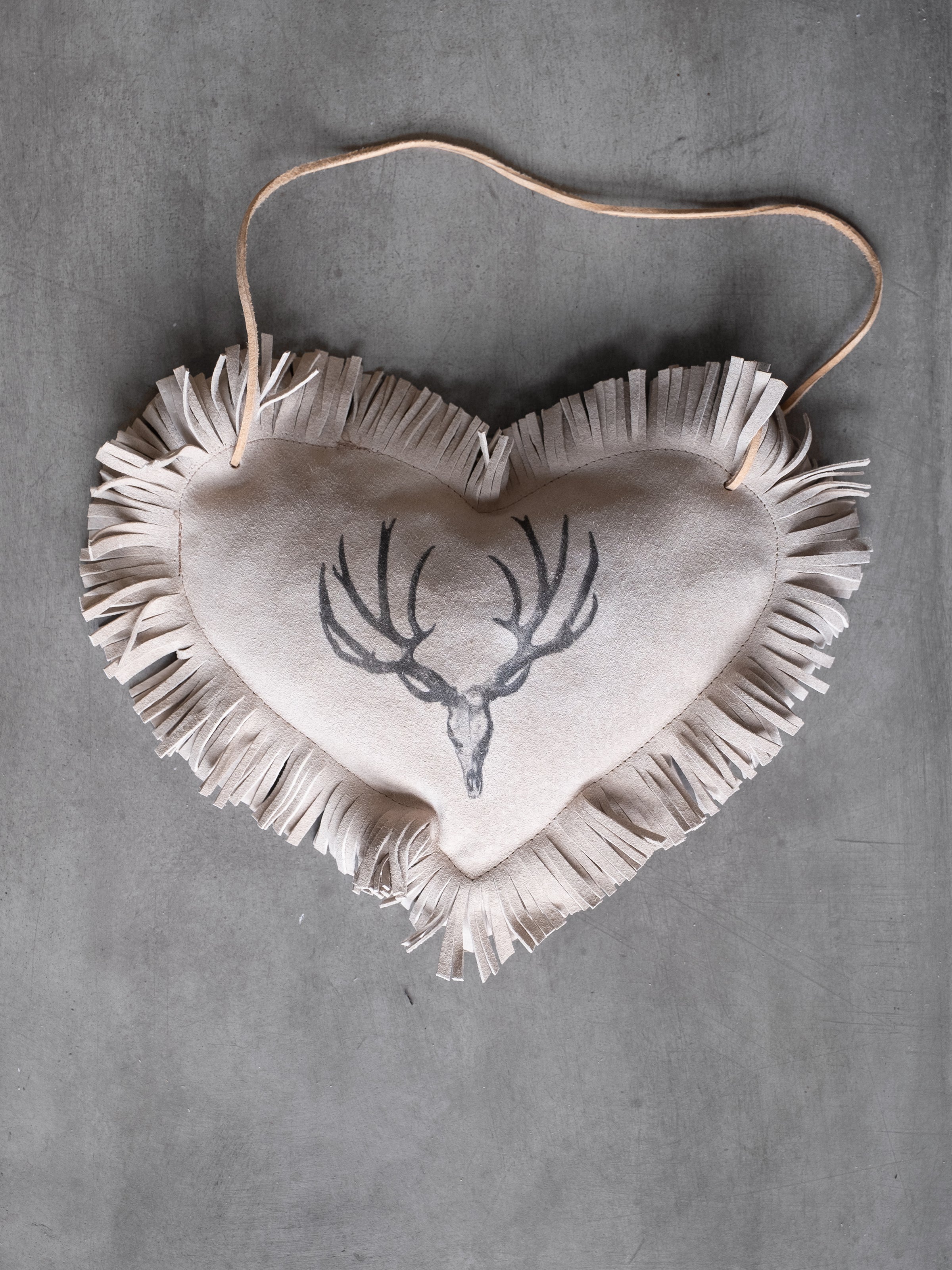 HOUSE BLESSING ANTLER