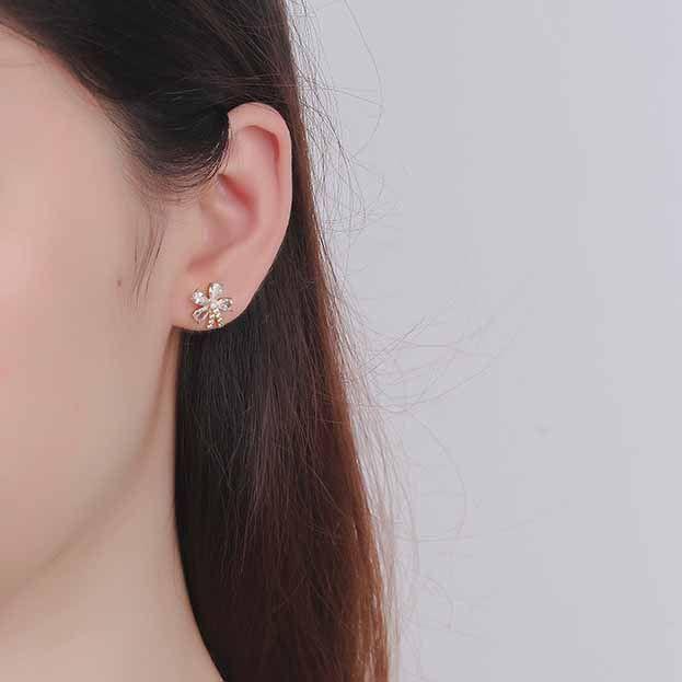 beautiful cz bowknot 925 sterling silver stud earrings