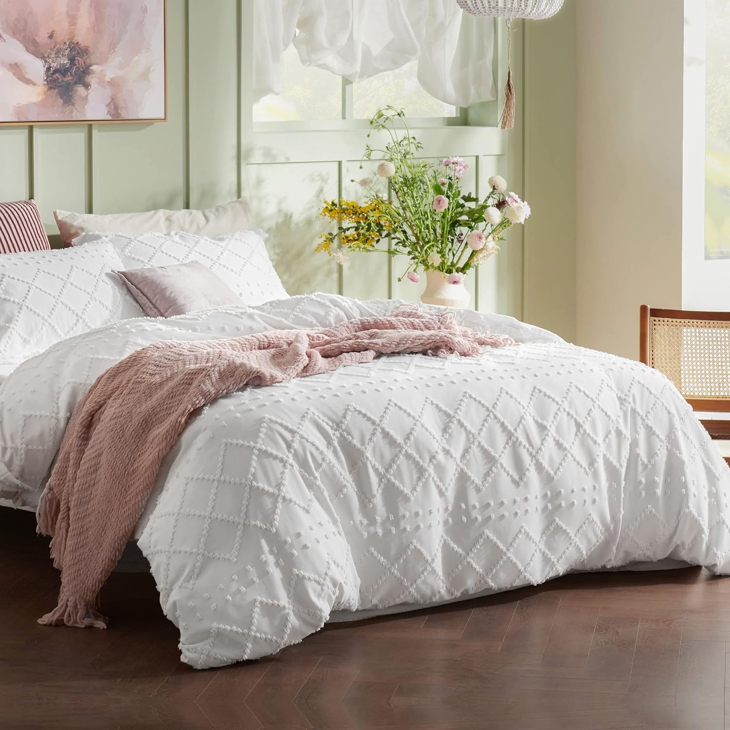 Bedsure Boho Duvet Cover Queen - Boho Bedding, Tufted Queen Duvet Cover for All Seasons, 3 Pieces Embroidery Shabby Chic Home Bedding Duvet Cover (White, Queen, 90x90)