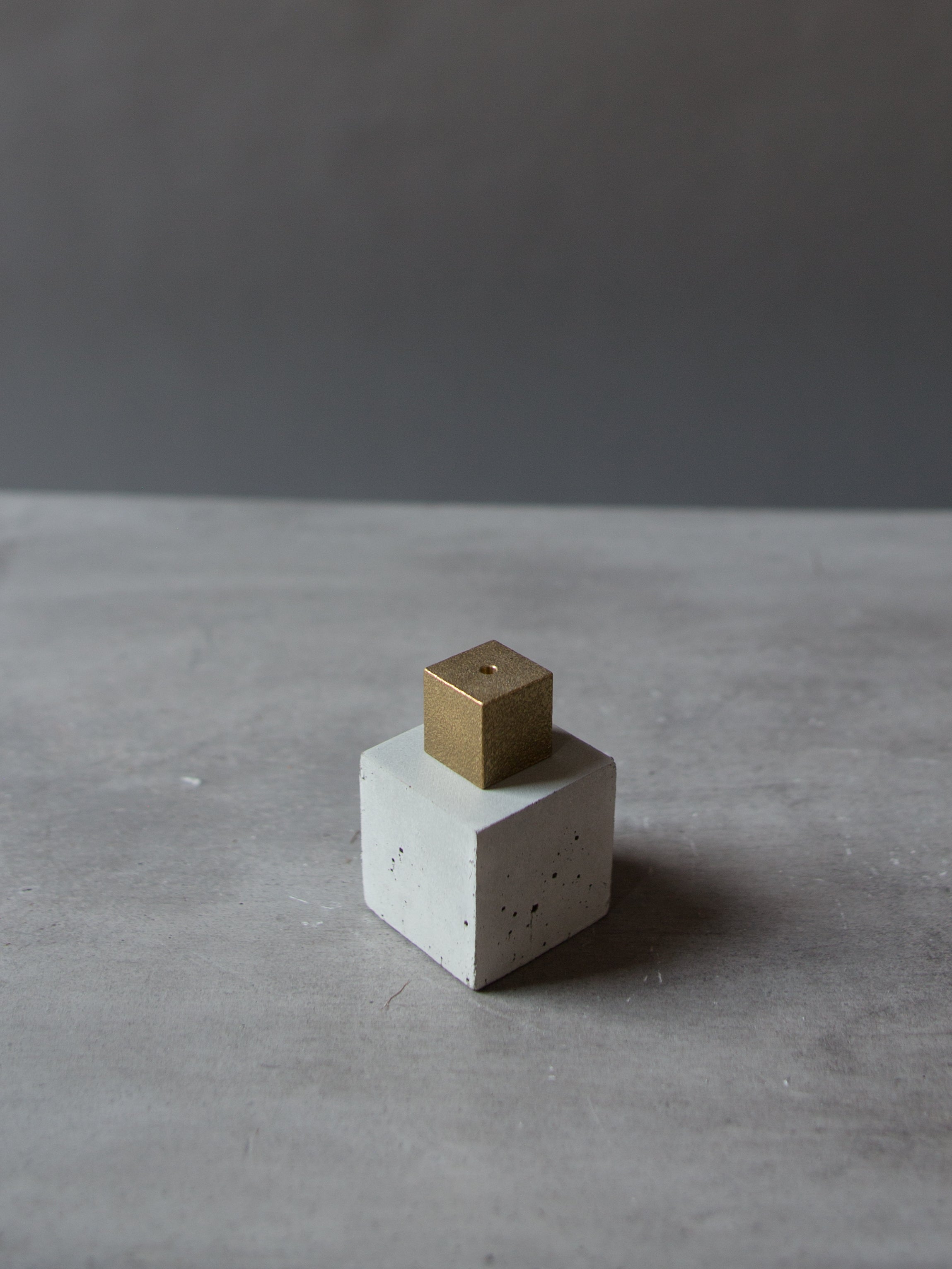 BRASS CUBE INCENSE HOLDER